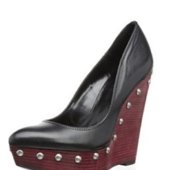 Shoes - DONALD J PLINER SHOES